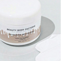 INTENSIVE WHITENING PEELING. Відбілювальна пілінг-паста "збиті вершки" з папаїном і рисовою пудрою для обличчя і тіла, 250 мл